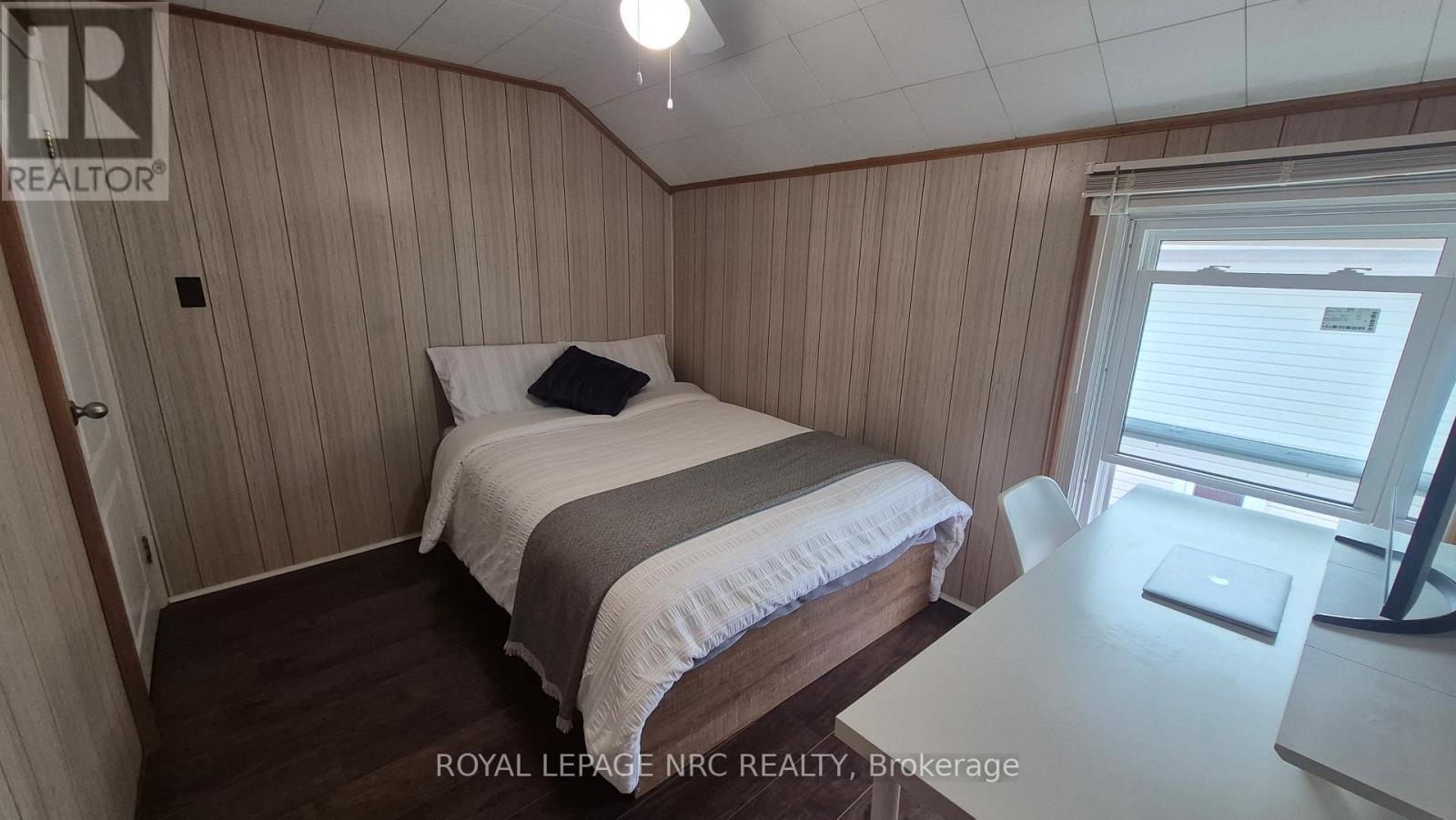 4593 Park Street, Niagara Falls, Ontario  L2E 2R2 - Photo 15 - X12941060