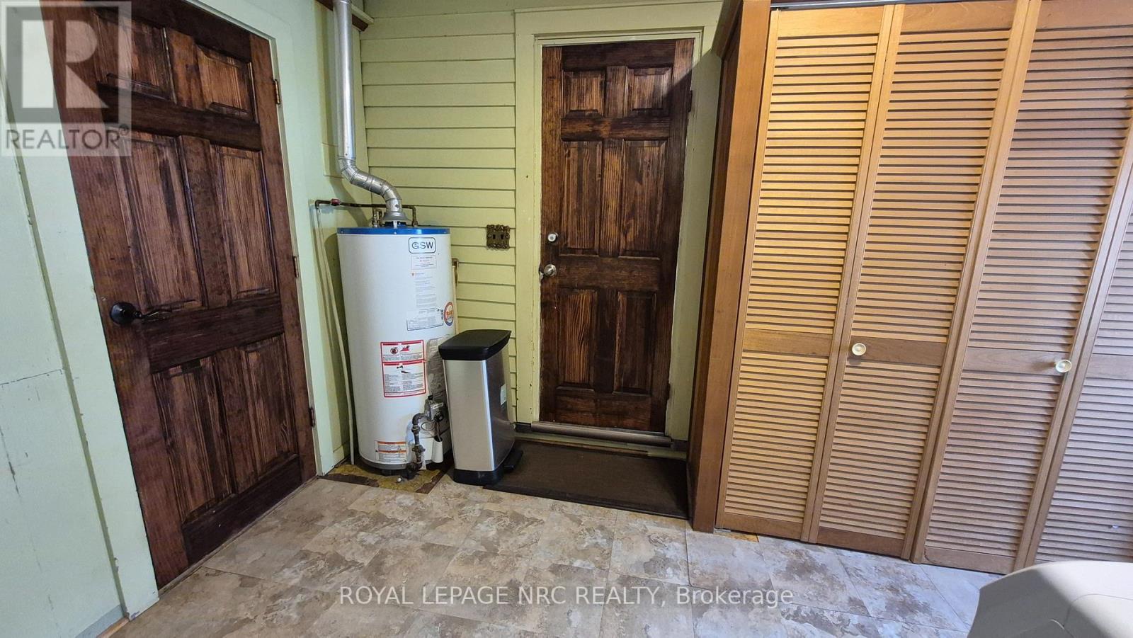 4593 Park Street, Niagara Falls, Ontario  L2E 2R2 - Photo 23 - X12941060