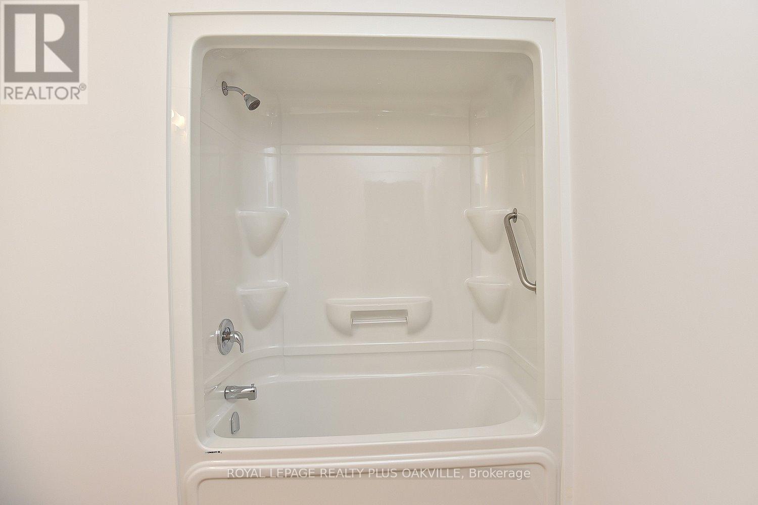 211 - 1936 Rymal Road, Hamilton, Ontario  L0R 1P0 - Photo 31 - X12941064