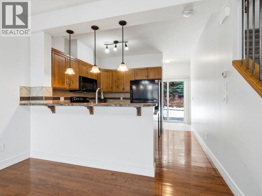 5, 172 Rockyledge View NW, Calgary, Alberta  T3G 6B2 - Photo 6 - A2295035