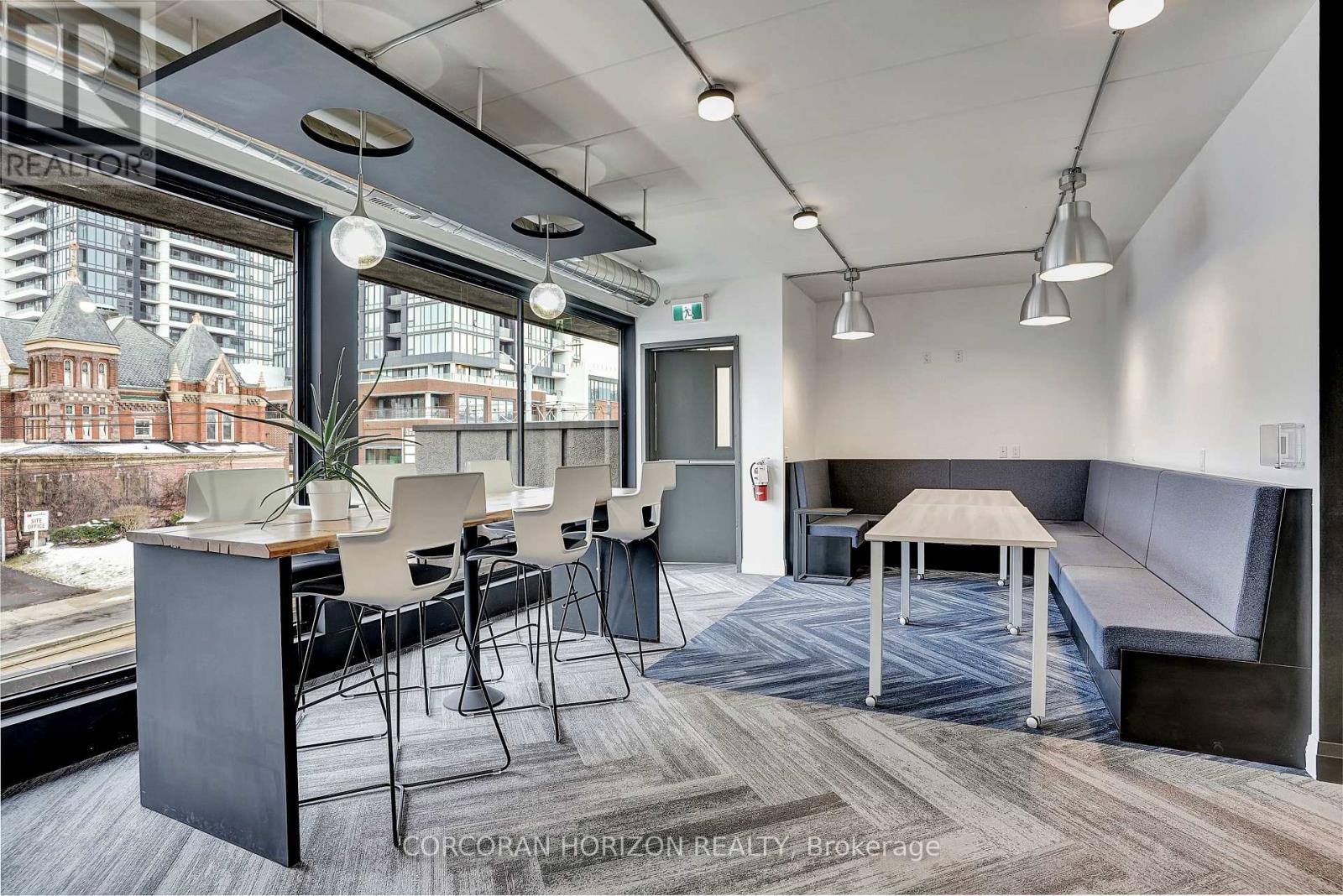 618 King Street W, Kitchener, Ontario  N2G 1C8 - Photo 28 - X12941100