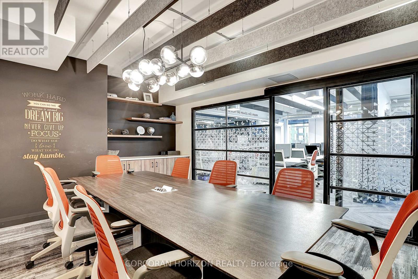 618 King Street W, Kitchener, Ontario  N2G 1C8 - Photo 30 - X12941100