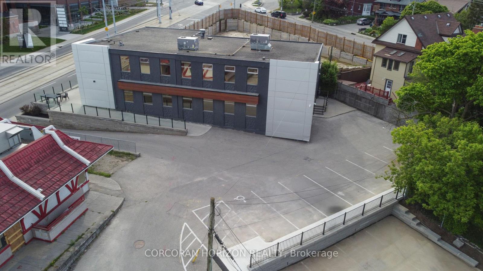 618 King Street W, Kitchener, Ontario  N2G 1C8 - Photo 43 - X12941100