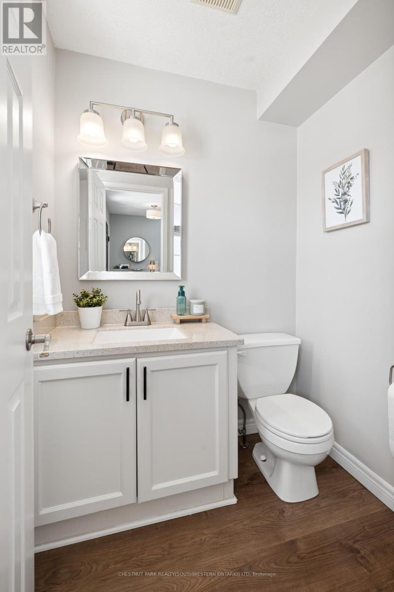 72 Copper Leaf Street, Kitchener, Ontario  N2E 3T5 - Photo 12 - X12941166