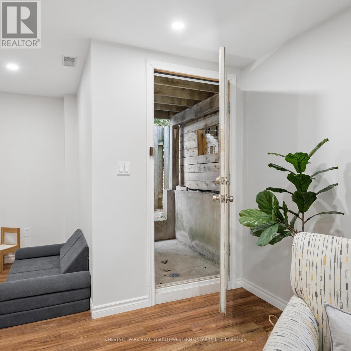 72 Copper Leaf Street, Kitchener, Ontario  N2E 3T5 - Photo 39 - X12941166