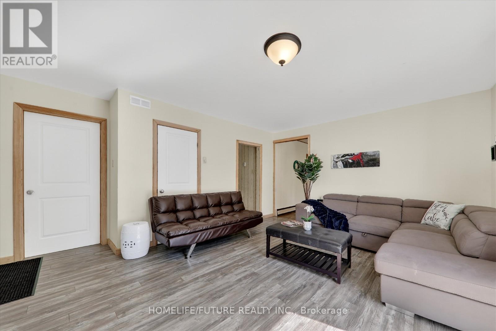 603 Third Avenue N, South Bruce Peninsula, Ontario  N0H 2G0 - Photo 10 - X12941172