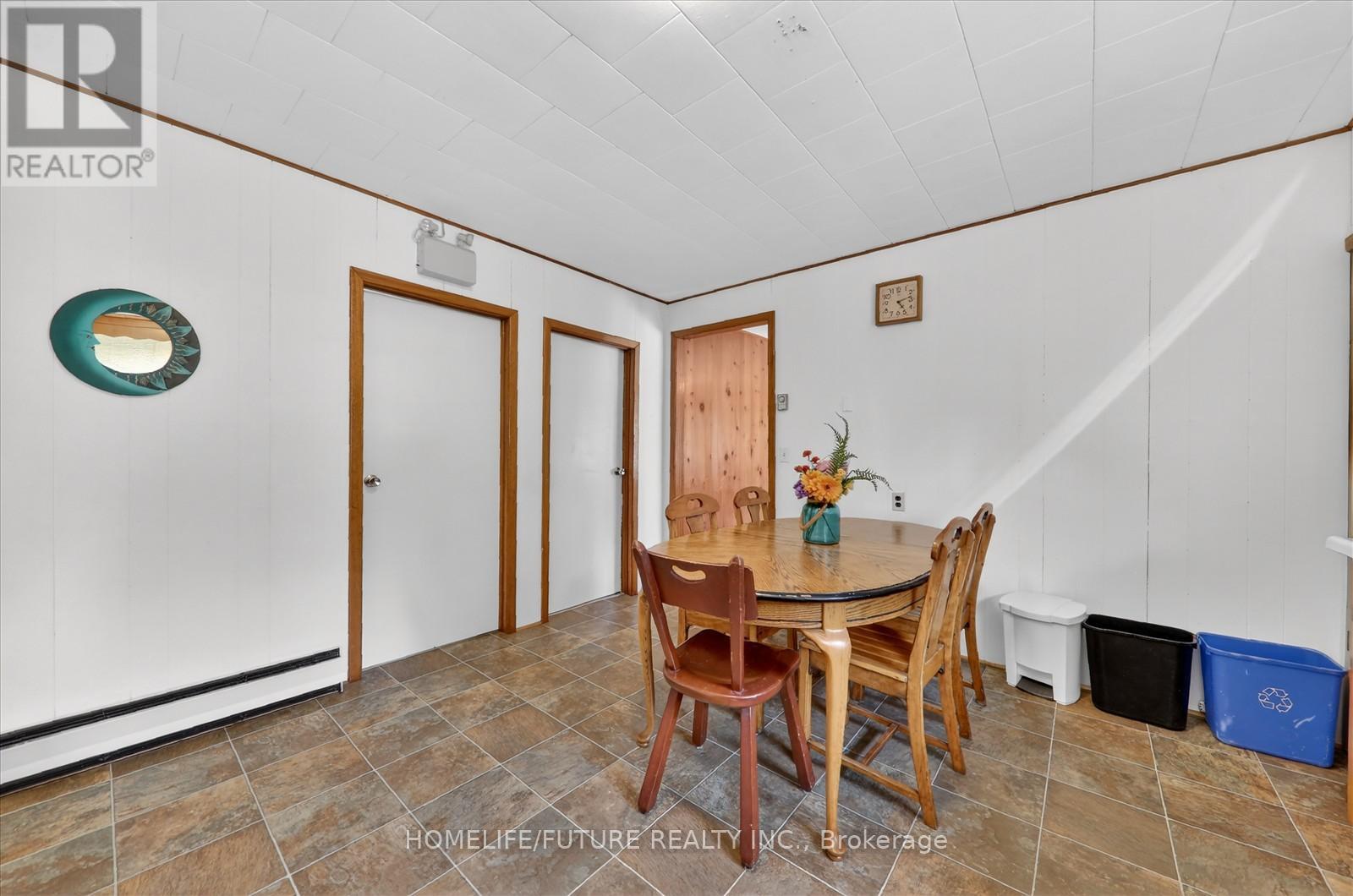 603 Third Avenue N, South Bruce Peninsula, Ontario  N0H 2G0 - Photo 16 - X12941172