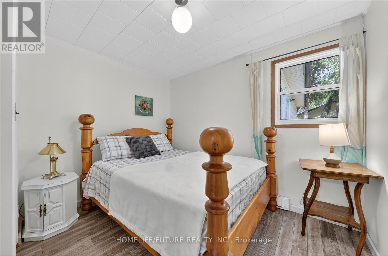 603 Third Avenue N, South Bruce Peninsula, Ontario  N0H 2G0 - Photo 24 - X12941172