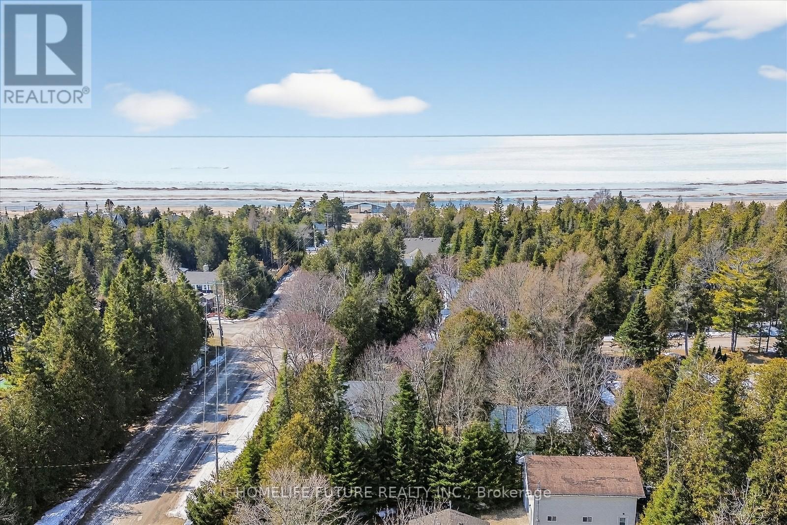 603 Third Avenue N, South Bruce Peninsula, Ontario  N0H 2G0 - Photo 39 - X12941172