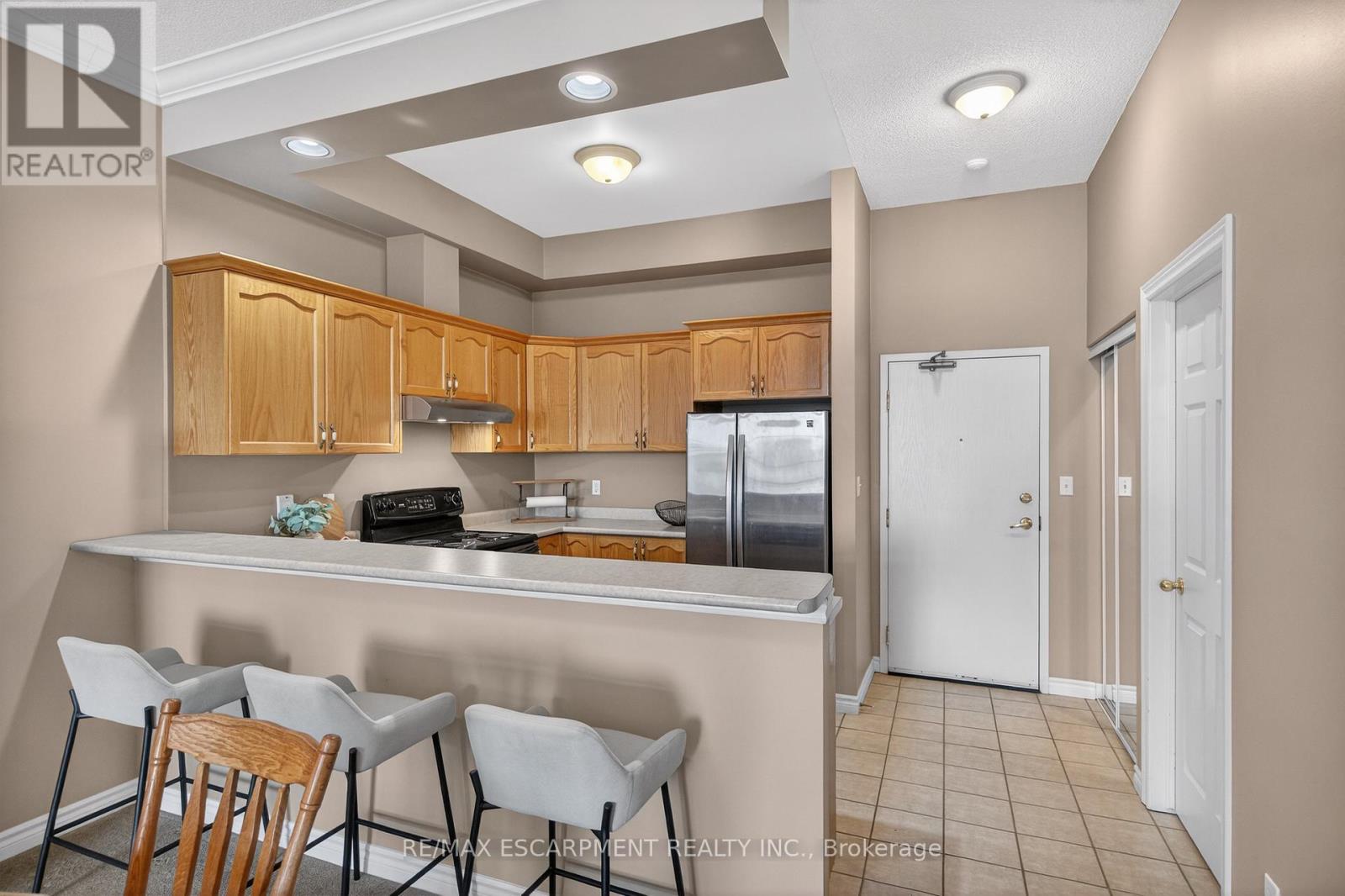 320 - 262 Dundas Street E, Hamilton, Ontario  L8B 1A9 - Photo 8 - X12941202