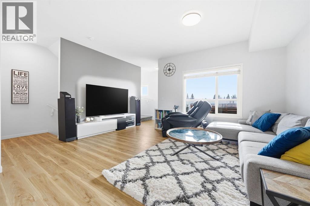 108 Harvest Grove Walk NE, Calgary, Alberta  T3K 2P3 - Photo 5 - A2296452