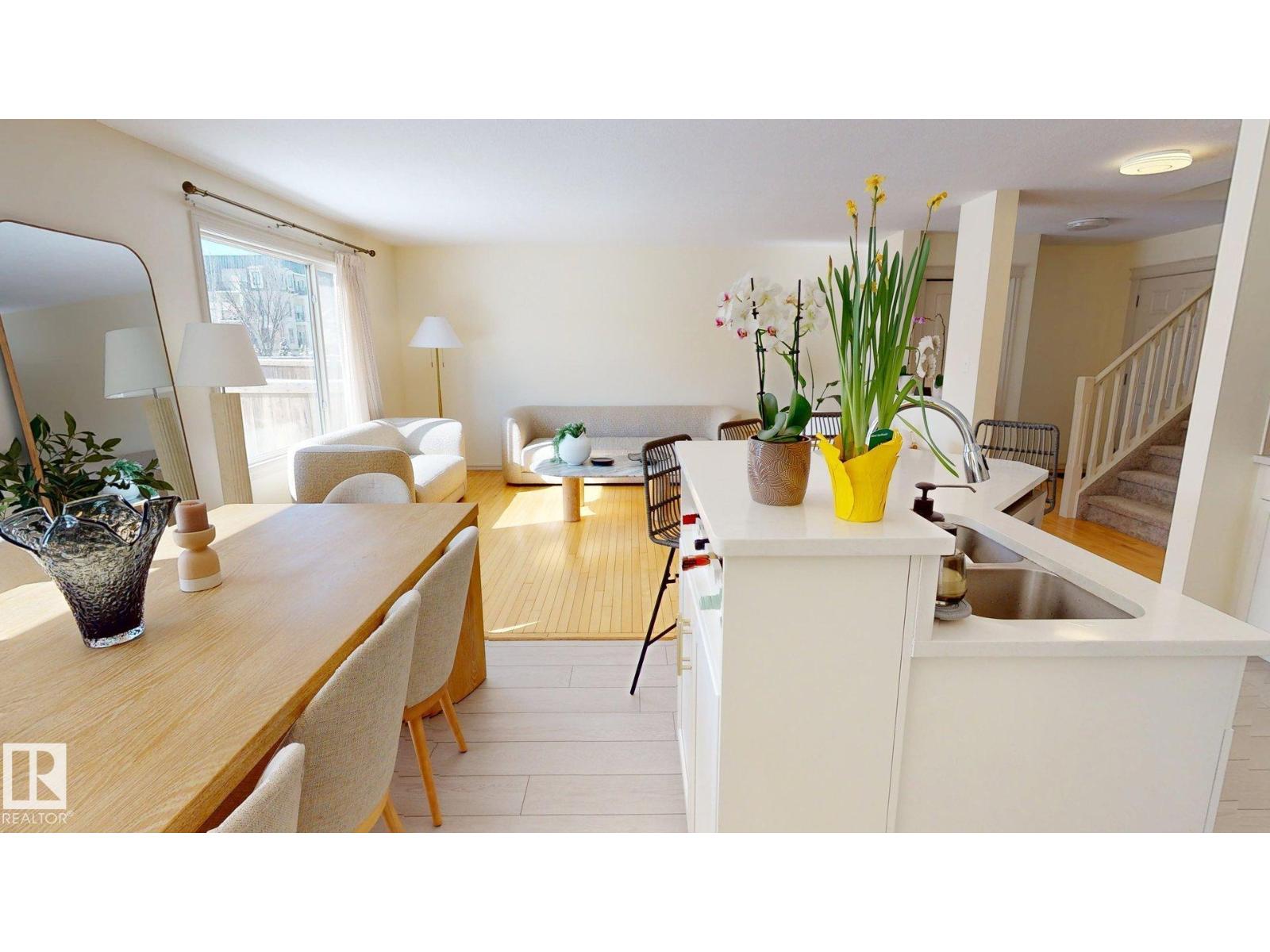 1609 Hodgson Ct Nw, Edmonton, Alberta  T6R 3R5 - Photo 8 - E4479404