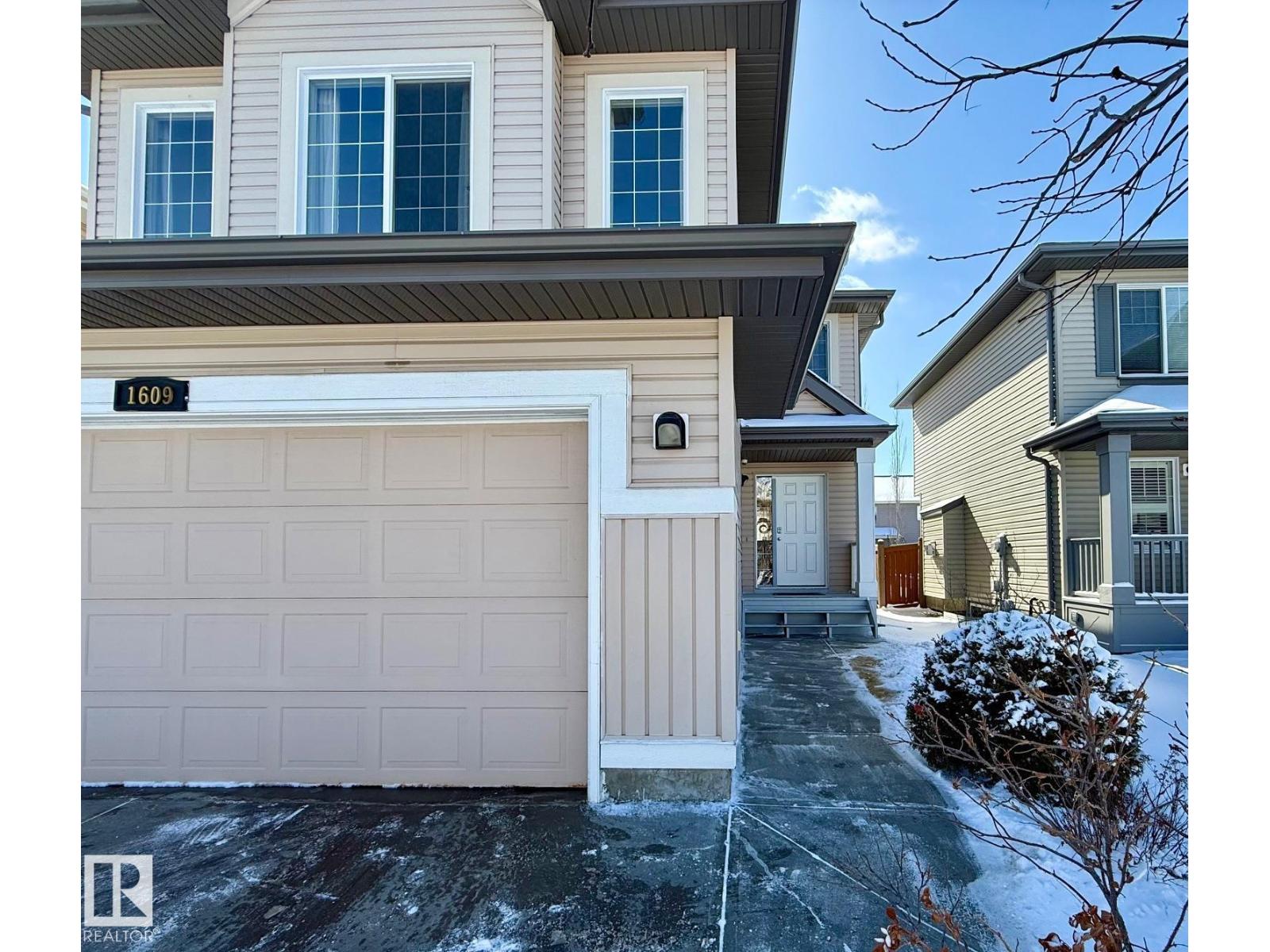 1609 Hodgson Ct Nw, Edmonton, Alberta  T6R 3R5 - Photo 2 - E4479404