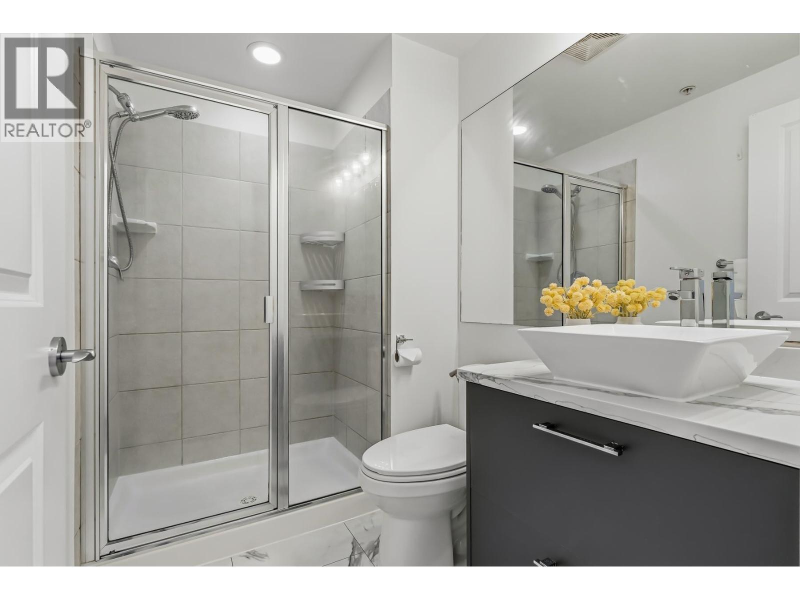 1701 15 E Royal Avenue, New Westminster, British Columbia  V3L 0A9 - Photo 15 - R3102905