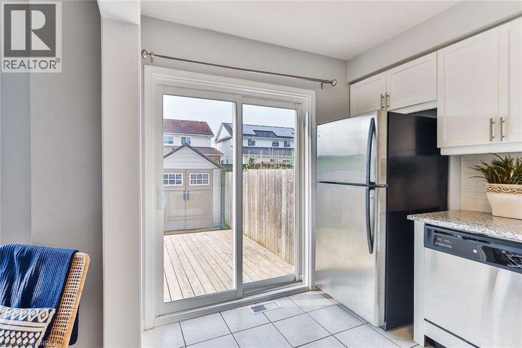 3 Dwyer Court, Brantford, Ontario  N3T 0G8 - Photo 9 - 40816475