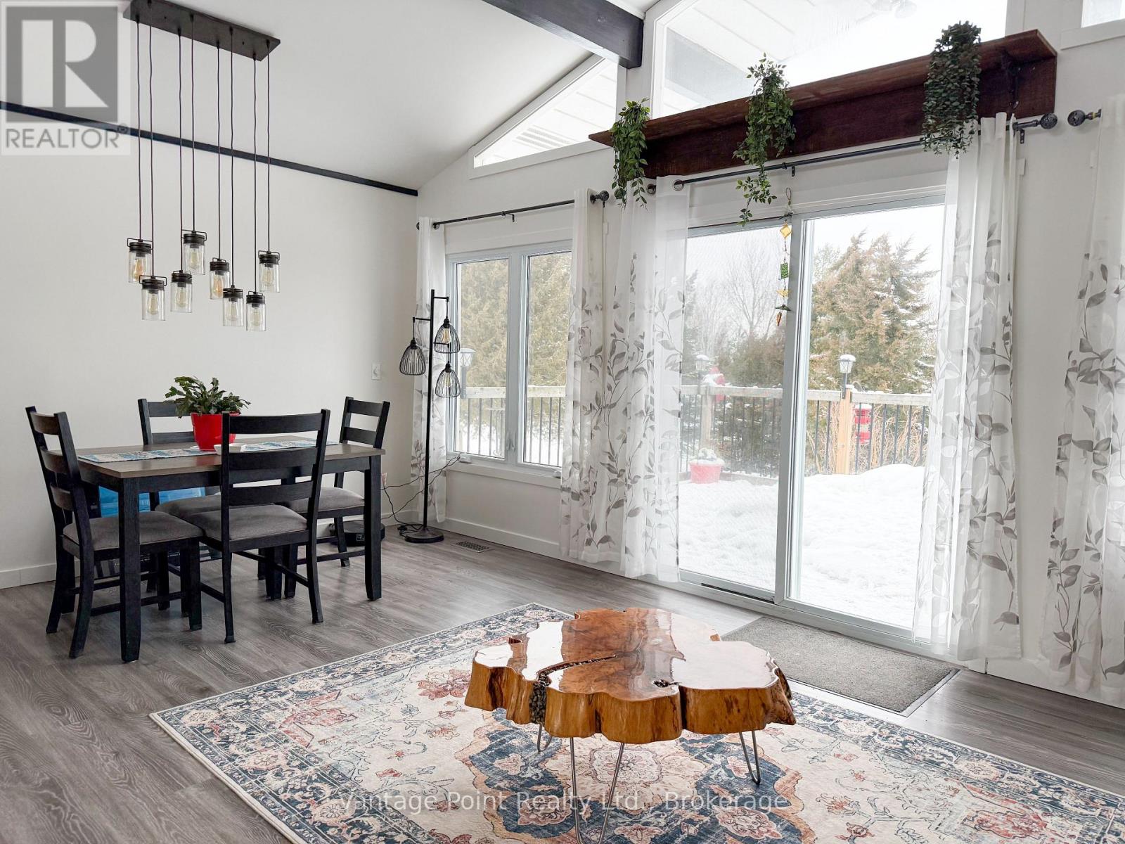 474828 Townsend Lake Road, West Grey, Ontario  N0C 1H0 - Photo 10 - X12700952