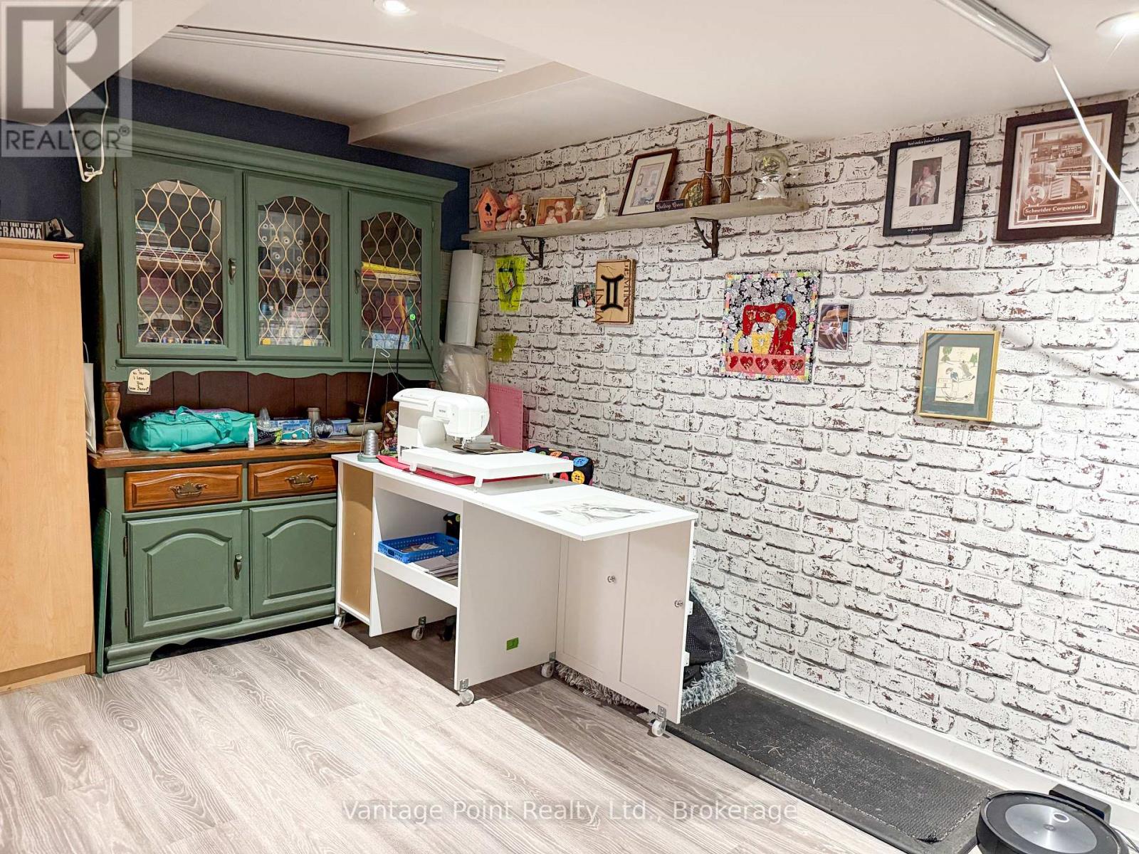 474828 Townsend Lake Road, West Grey, Ontario  N0C 1H0 - Photo 35 - X12700952