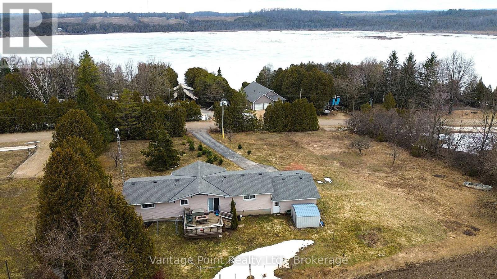 474828 Townsend Lake Road, West Grey, Ontario  N0C 1H0 - Photo 3 - X12700952