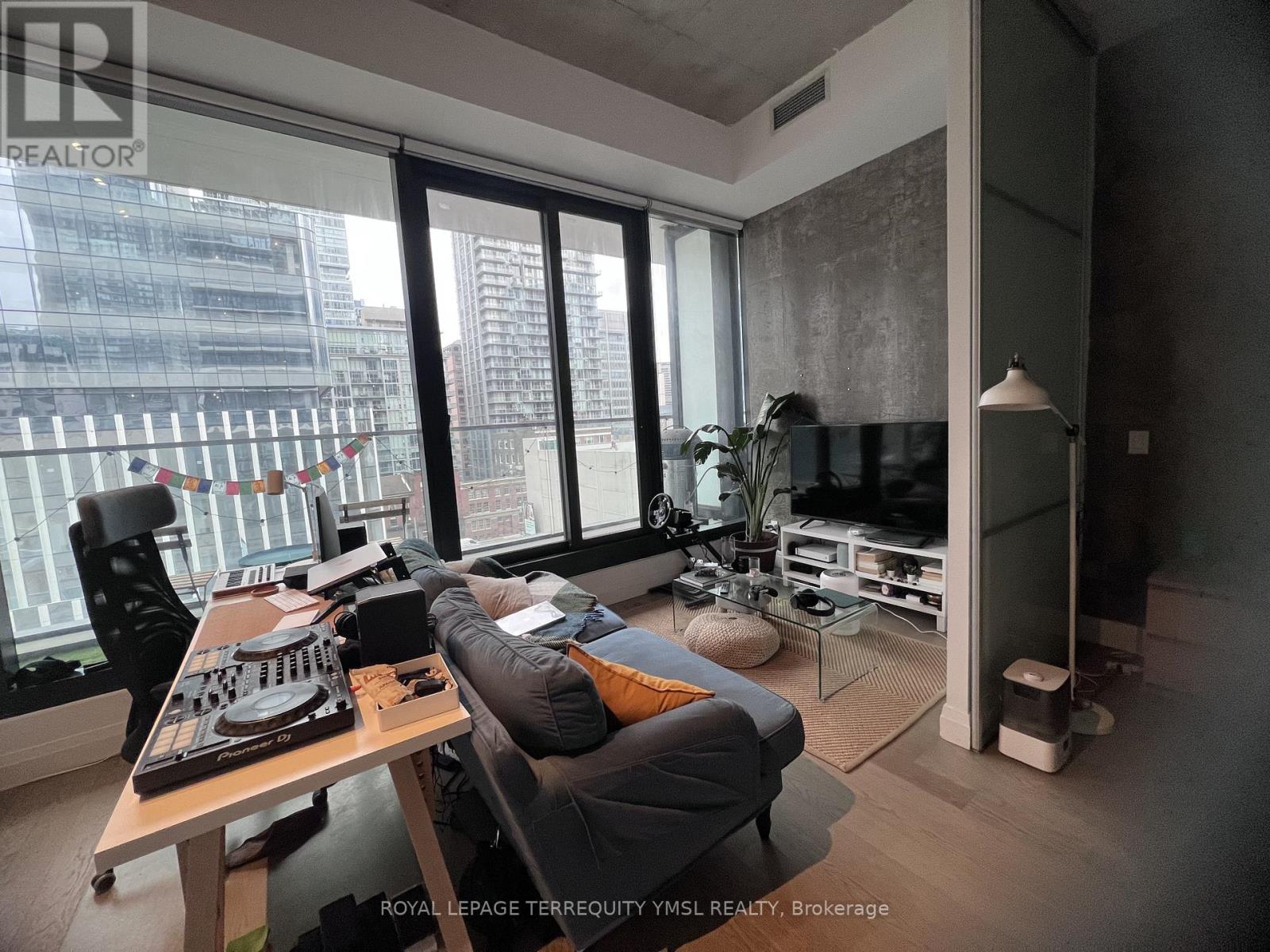 602 - 224 King Street W, Toronto, Ontario  M5H 0A6 - Photo 12 - C12917306