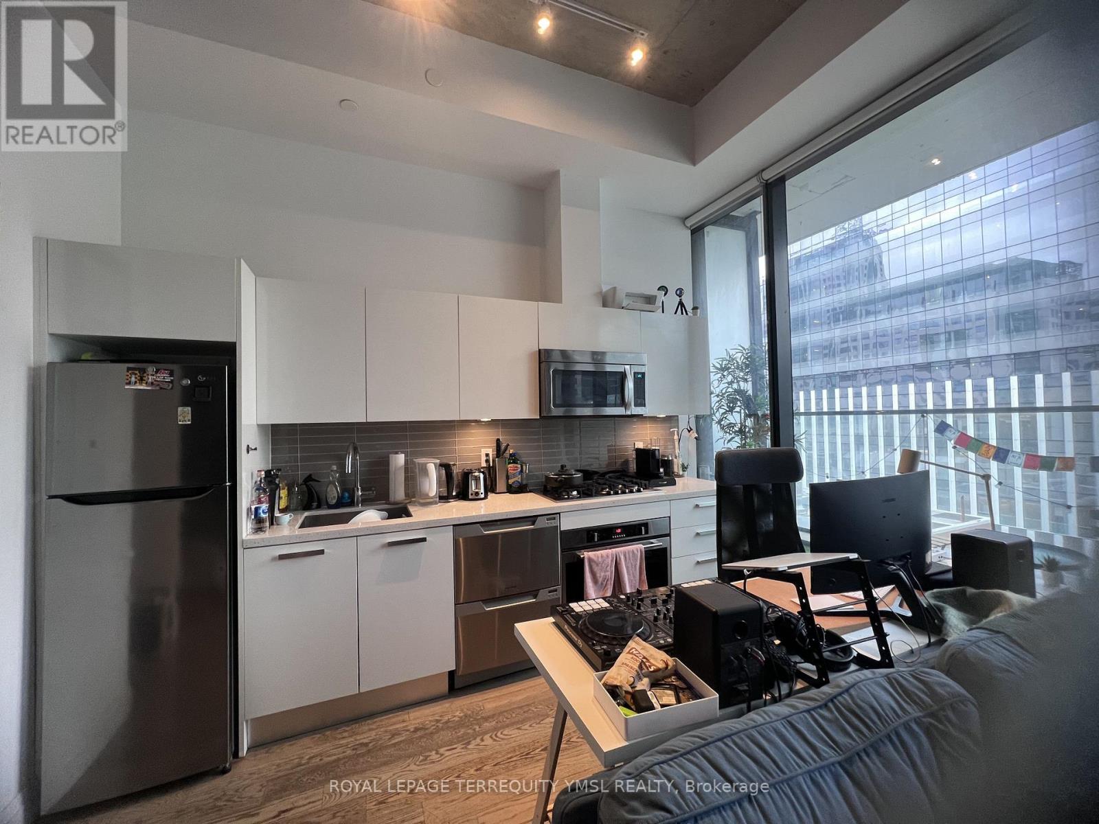 602 - 224 King Street W, Toronto, Ontario  M5H 0A6 - Photo 15 - C12917306