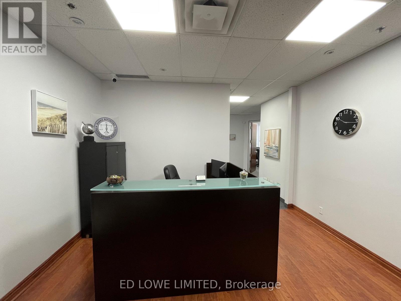 206-208 - 126 Wellington Street W, Barrie, Ontario  L4N 1K9 - Photo 4 - S12936322