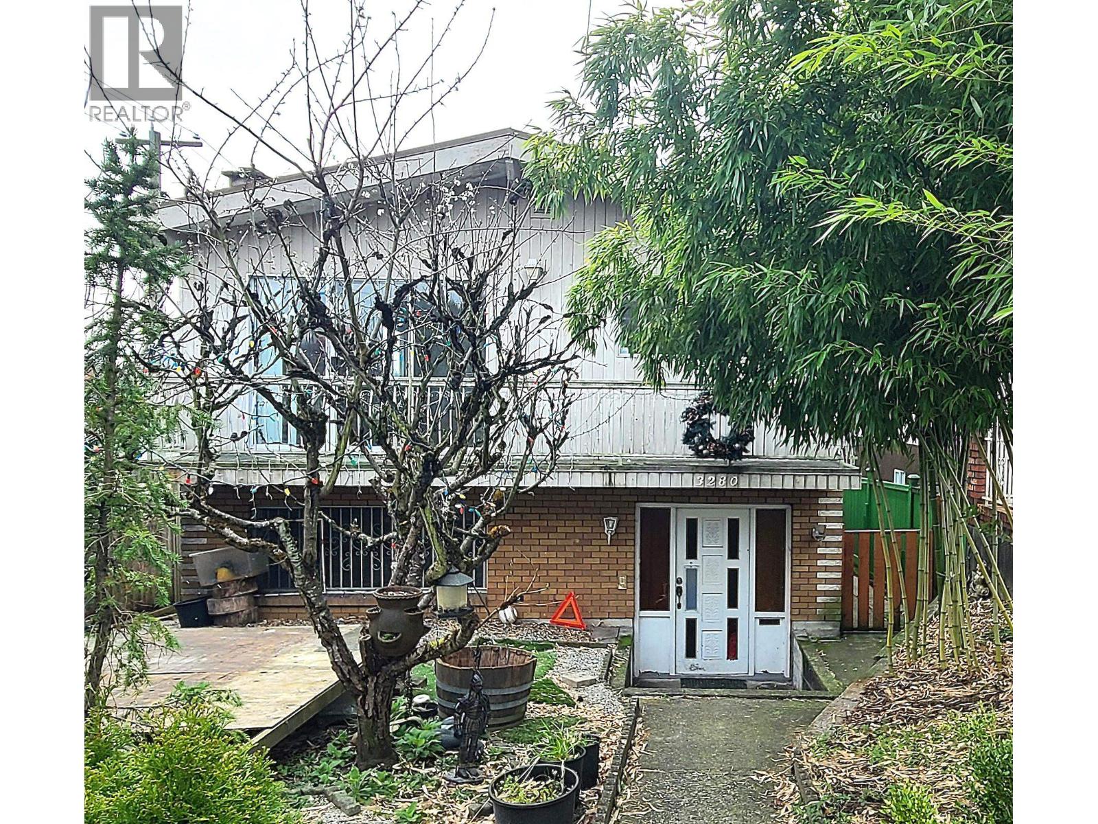 3280 E 6TH AVENUE, Vancouver, British Columbia