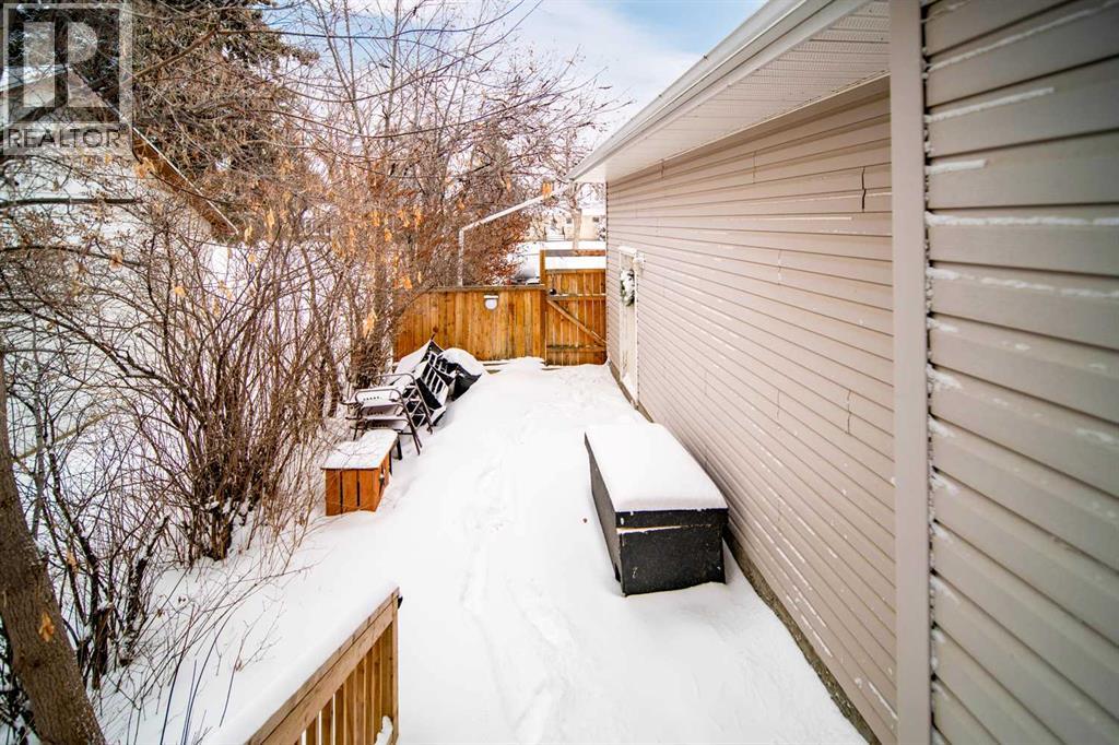 422 9th Street, Wainwright, Alberta  T9W 1C7 - Photo 24 - A2286857