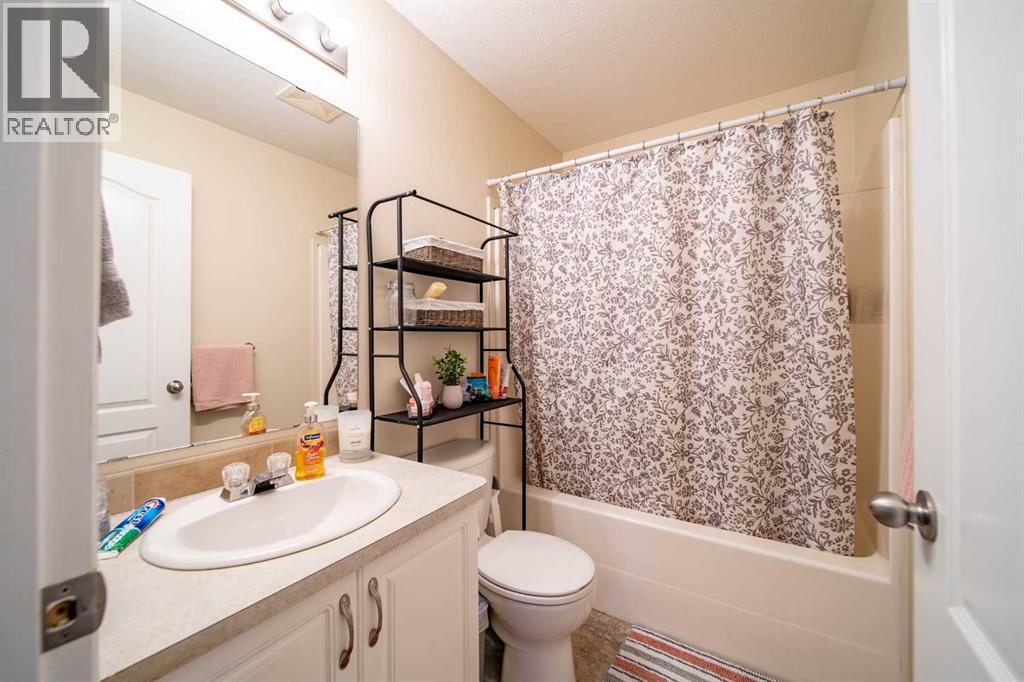 422 9th Street, Wainwright, Alberta  T9W 1C7 - Photo 10 - A2286857