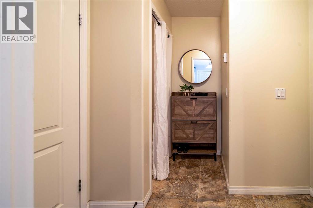 422 9th Street, Wainwright, Alberta  T9W 1C7 - Photo 22 - A2286857