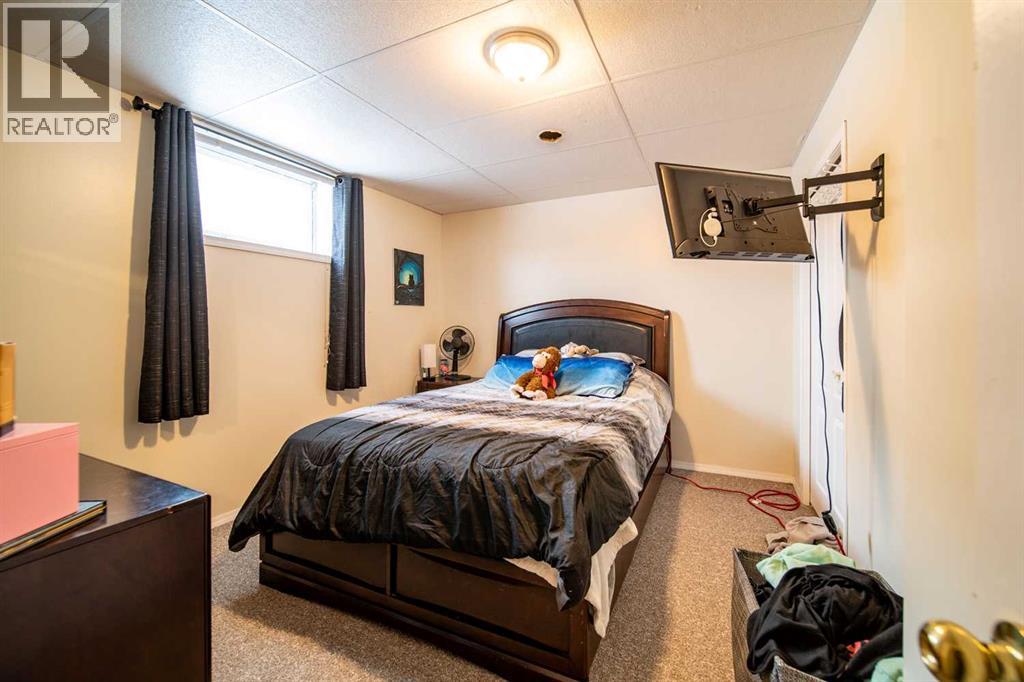 422 9th Street, Wainwright, Alberta  T9W 1C7 - Photo 21 - A2286857