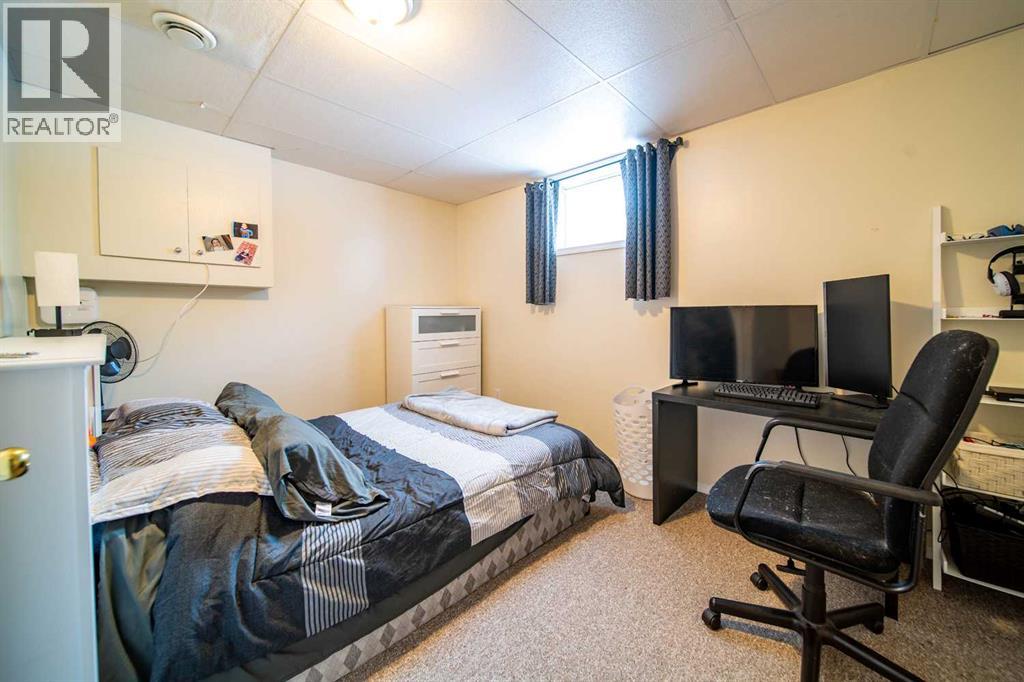 422 9th Street, Wainwright, Alberta  T9W 1C7 - Photo 20 - A2286857