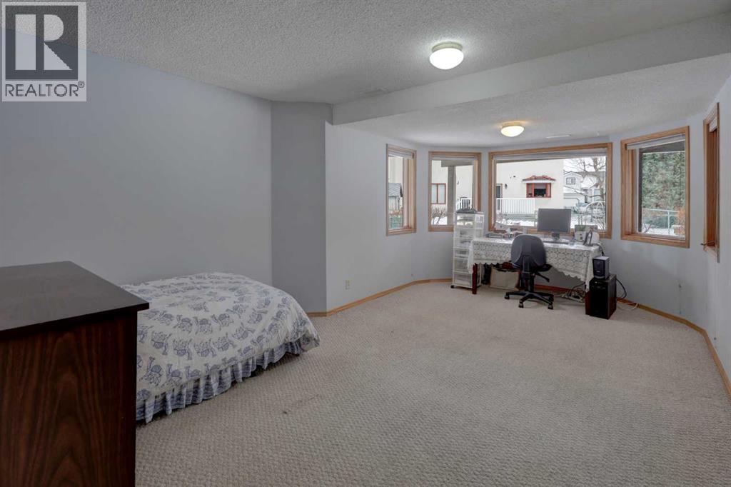 232 Hampshire Place NW, Calgary, Alberta  T3A 4Y7 - Photo 31 - A2292276