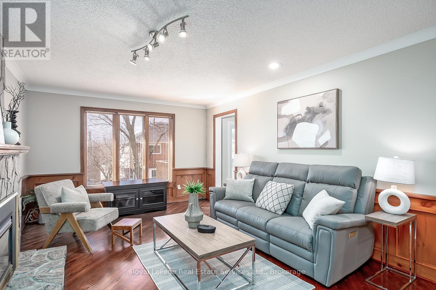 1274 Hilton Lane, Oakville, Ontario  L6M 2V2 - Photo 21 - W12941292