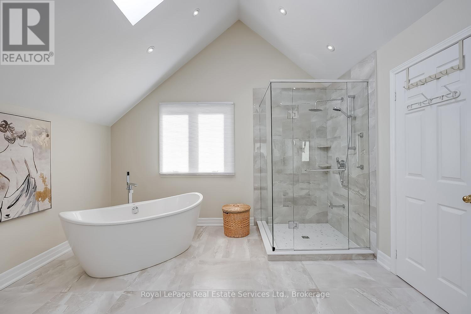 1274 Hilton Lane, Oakville, Ontario  L6M 2V2 - Photo 29 - W12941292