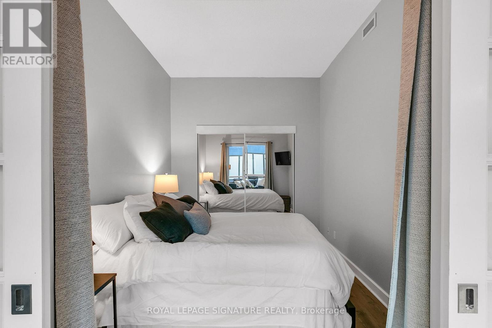 G25 - 350 Wellington Street W, Toronto, Ontario  M5V 3W9 - Photo 13 - C12850414