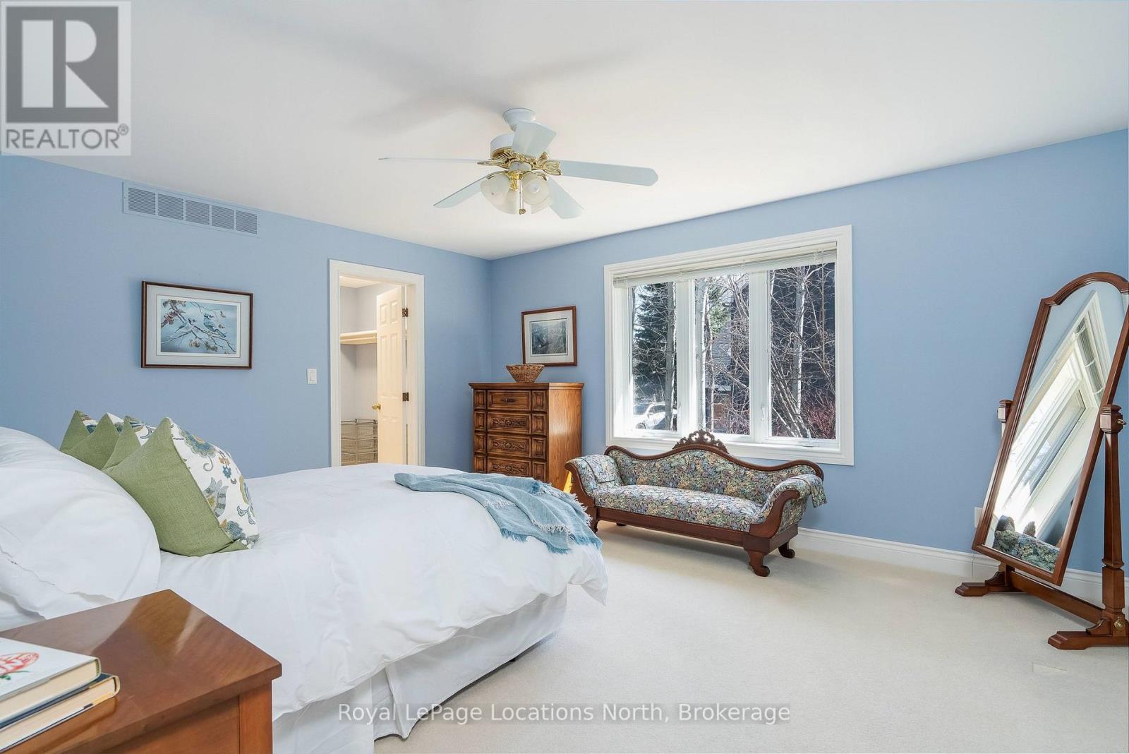 130 Cortina Crescent, Blue Mountains, Ontario L9Y 0S9 - Photo 24 - X12941290