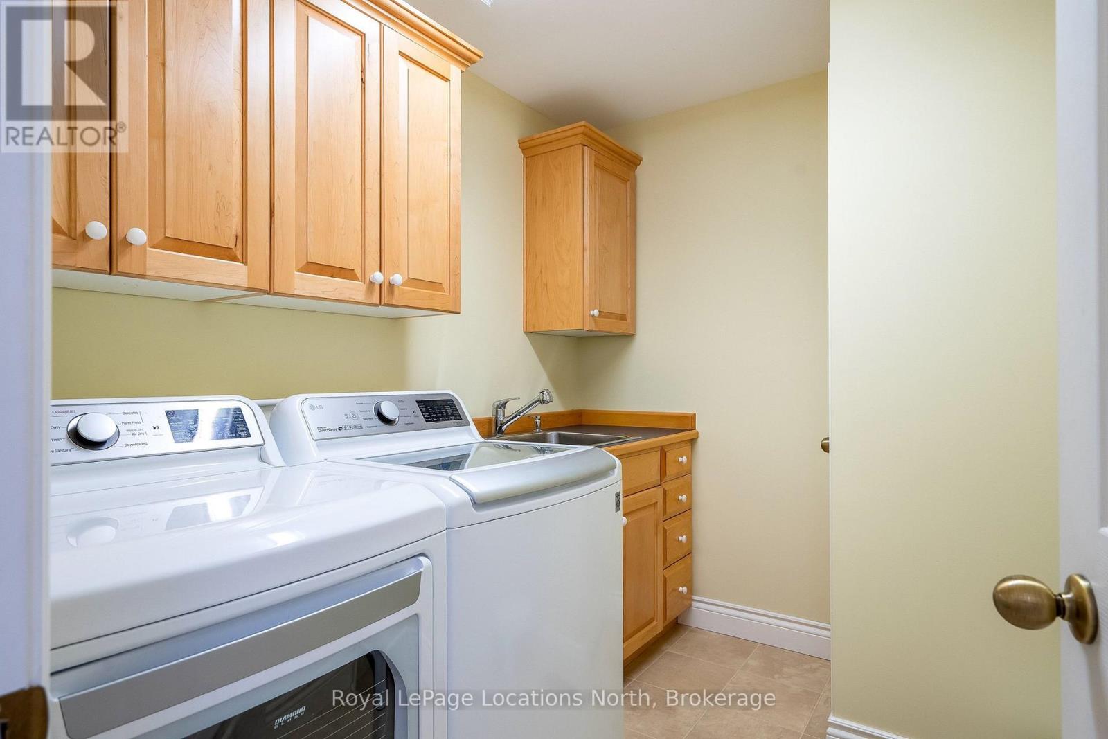 130 Cortina Crescent, Blue Mountains, Ontario L9Y 0S9 - Photo 29 - X12941290