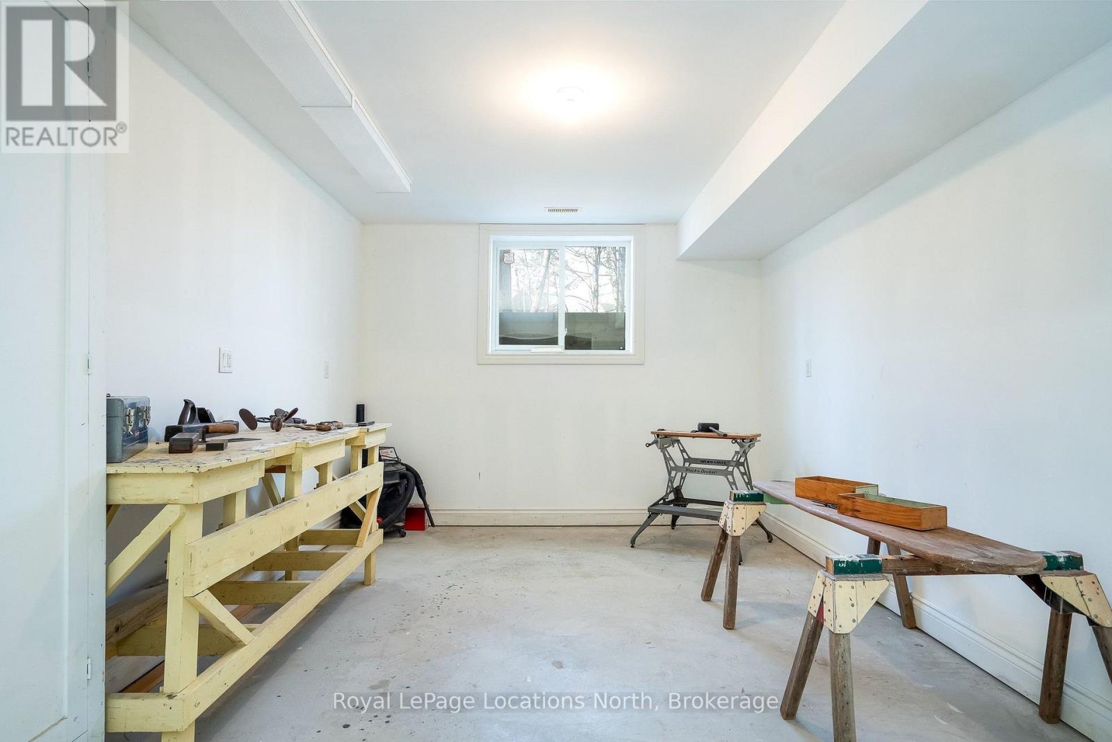 130 Cortina Crescent, Blue Mountains, Ontario L9Y 0S9 - Photo 34 - X12941290