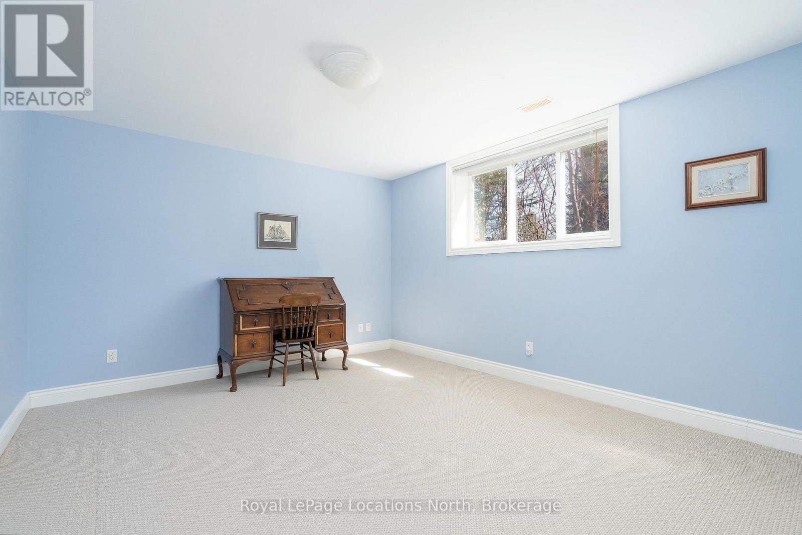 130 Cortina Crescent, Blue Mountains, Ontario L9Y 0S9 - Photo 36 - X12941290