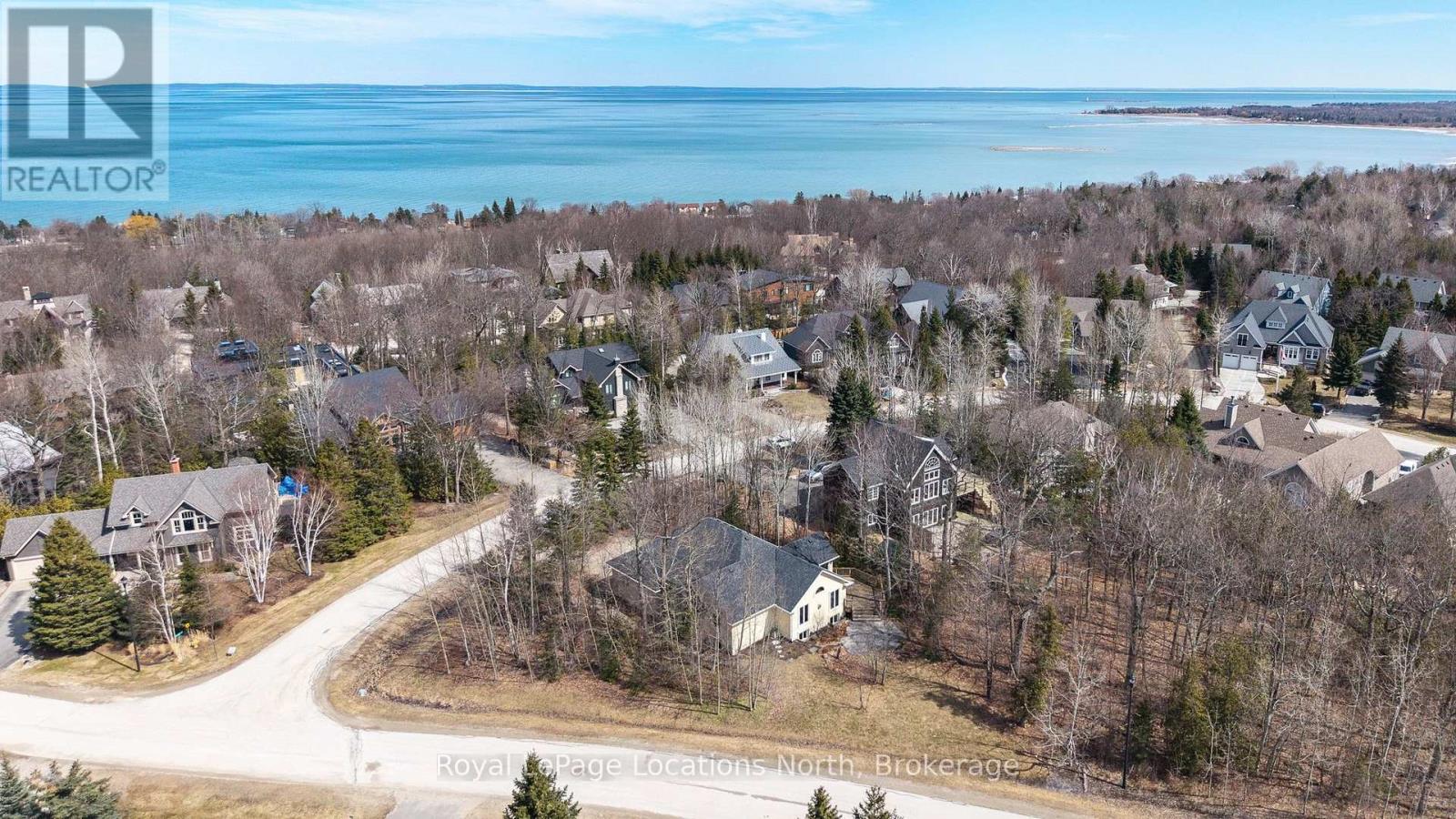 130 Cortina Crescent, Blue Mountains, Ontario L9Y 0S9 - Photo 40 - X12941290