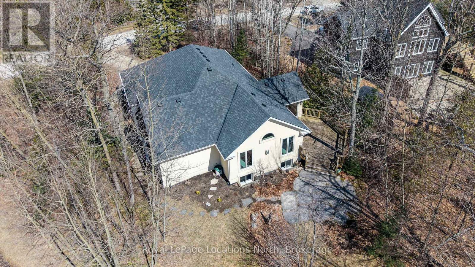 130 Cortina Crescent, Blue Mountains, Ontario L9Y 0S9 - Photo 45 - X12941290