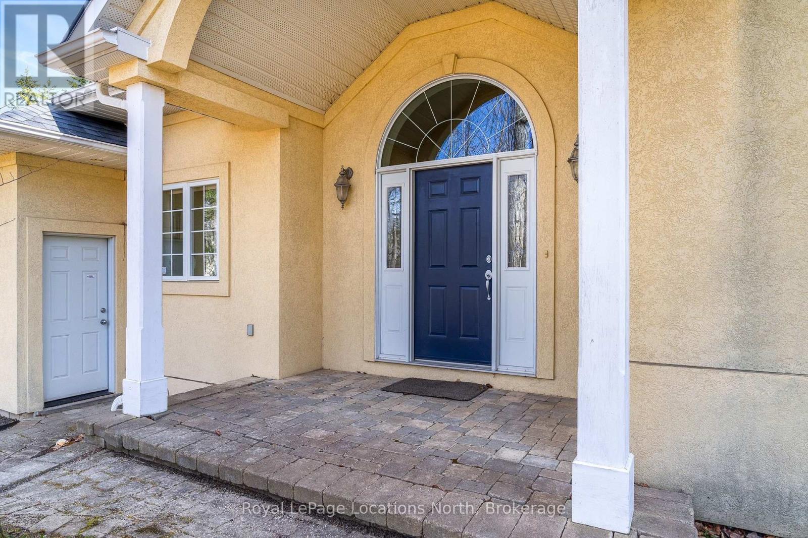 130 Cortina Crescent, Blue Mountains, Ontario L9Y 0S9 - Photo 5 - X12941290