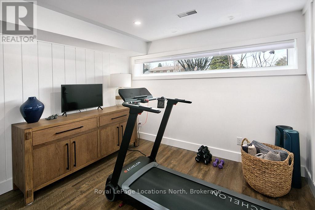 135 Orchard Drive, Blue Mountains, Ontario  N0H 2P0 - Photo 26 - X12941316