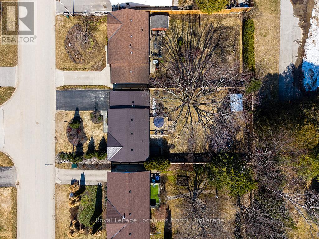 135 Orchard Drive, Blue Mountains, Ontario  N0H 2P0 - Photo 32 - X12941316