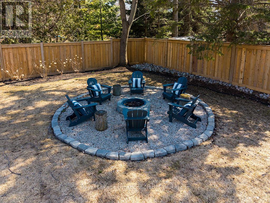 135 Orchard Drive, Blue Mountains, Ontario  N0H 2P0 - Photo 41 - X12941316