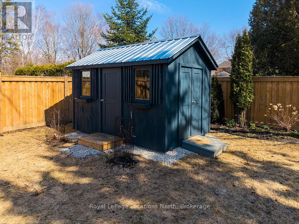 135 Orchard Drive, Blue Mountains, Ontario  N0H 2P0 - Photo 43 - X12941316