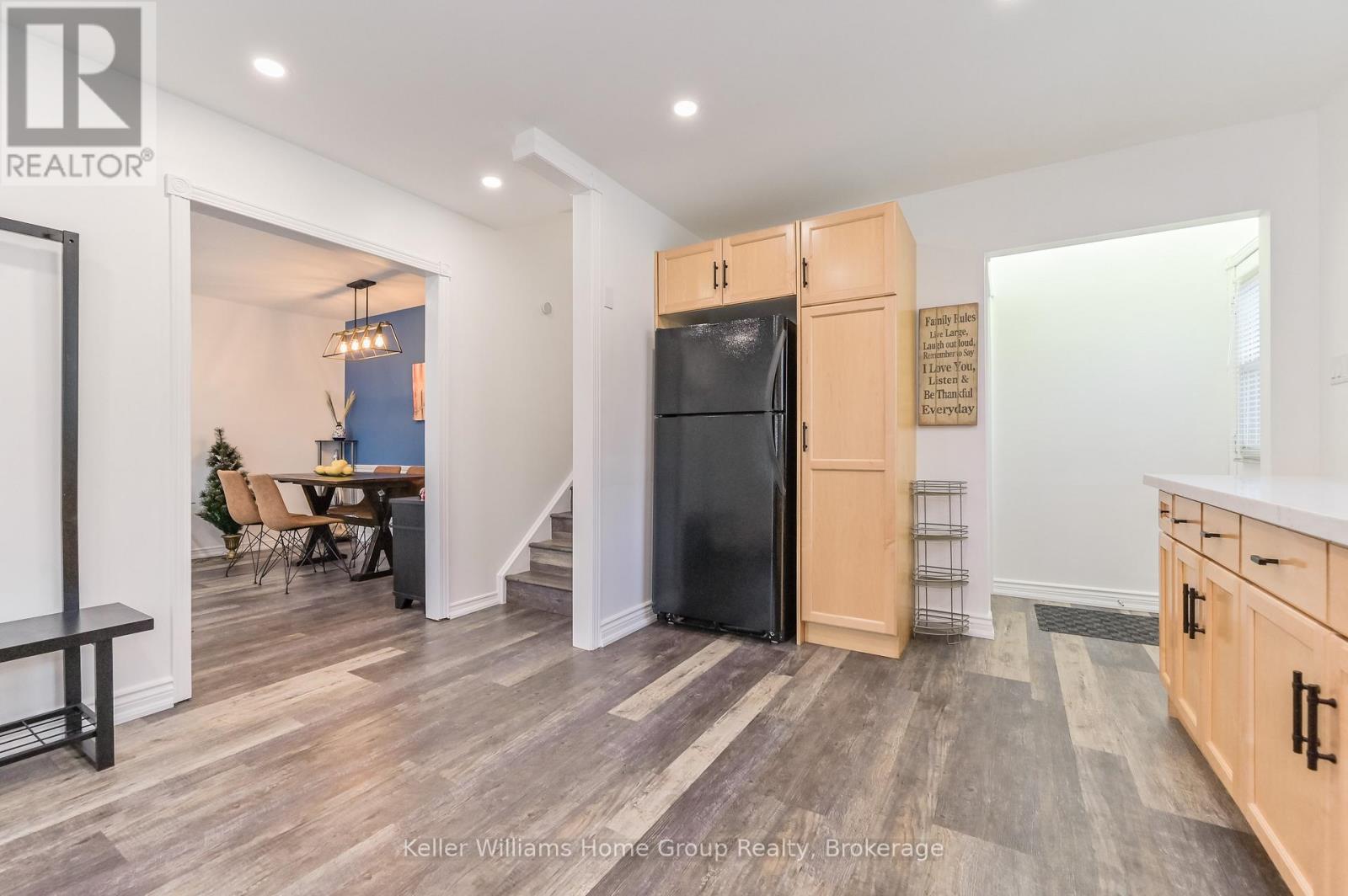 373 West Acres Drive, Guelph, Ontario N1H 7B3 - Photo 10 - X12941336