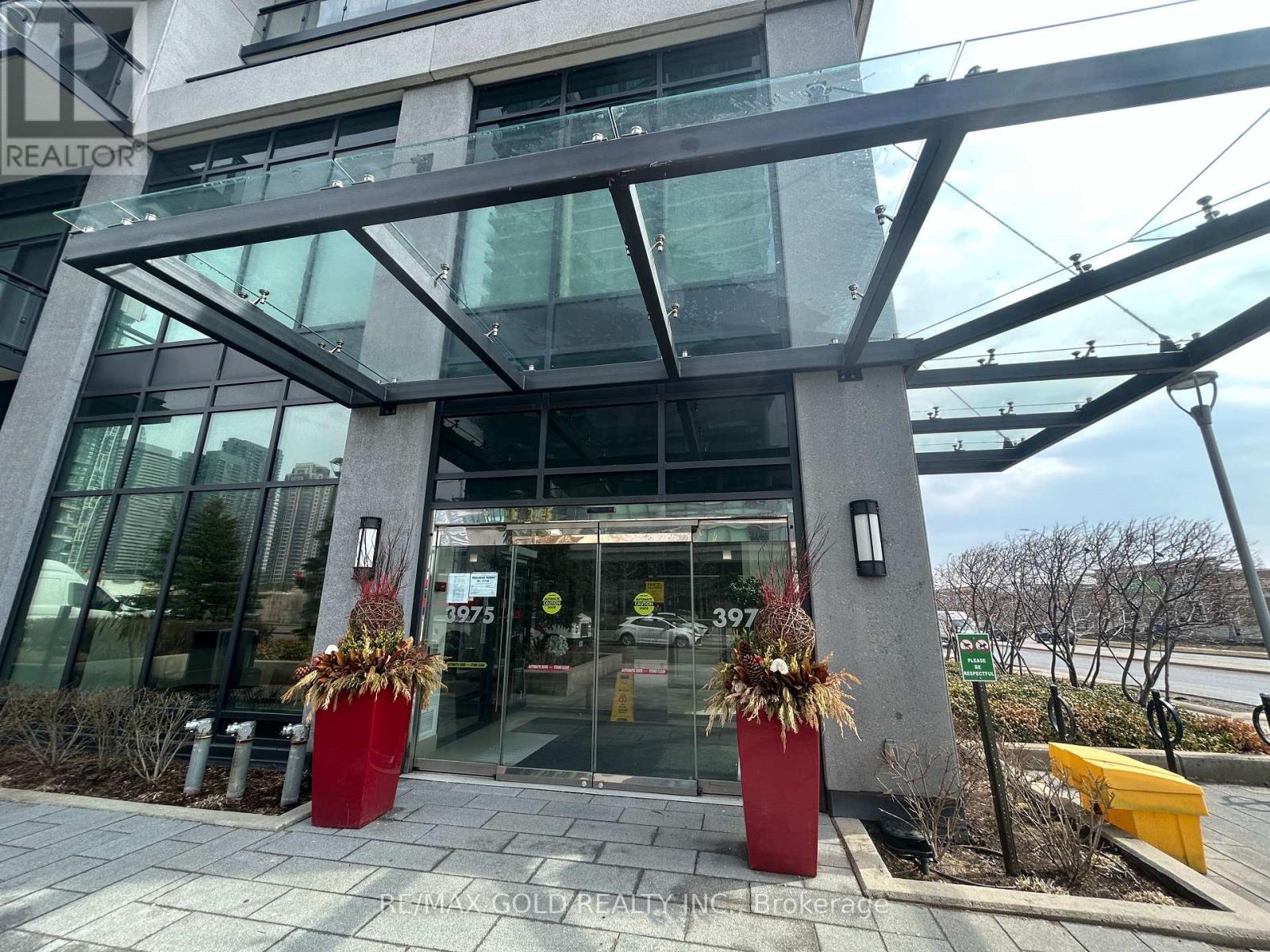 314 - 3975 Grand Park Drive, Mississauga, Ontario  L5B 0K4 - Photo 4 - W12940240