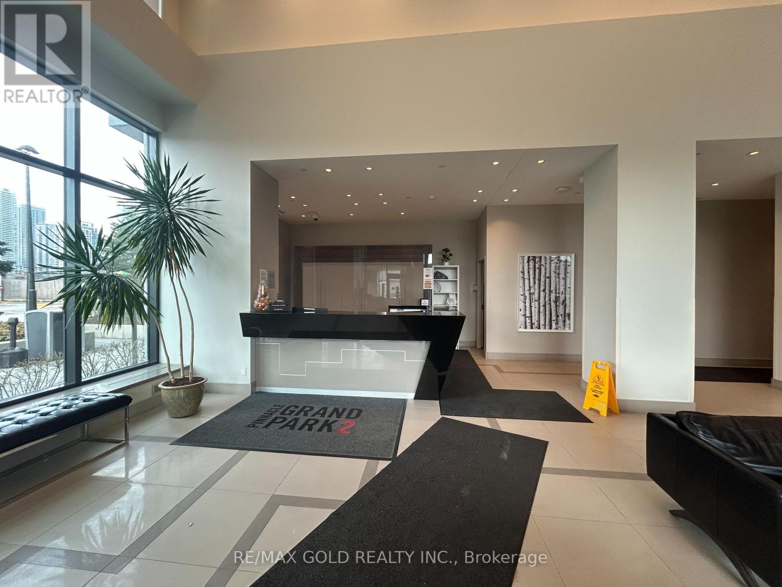 314 - 3975 Grand Park Drive, Mississauga, Ontario  L5B 0K4 - Photo 5 - W12940240