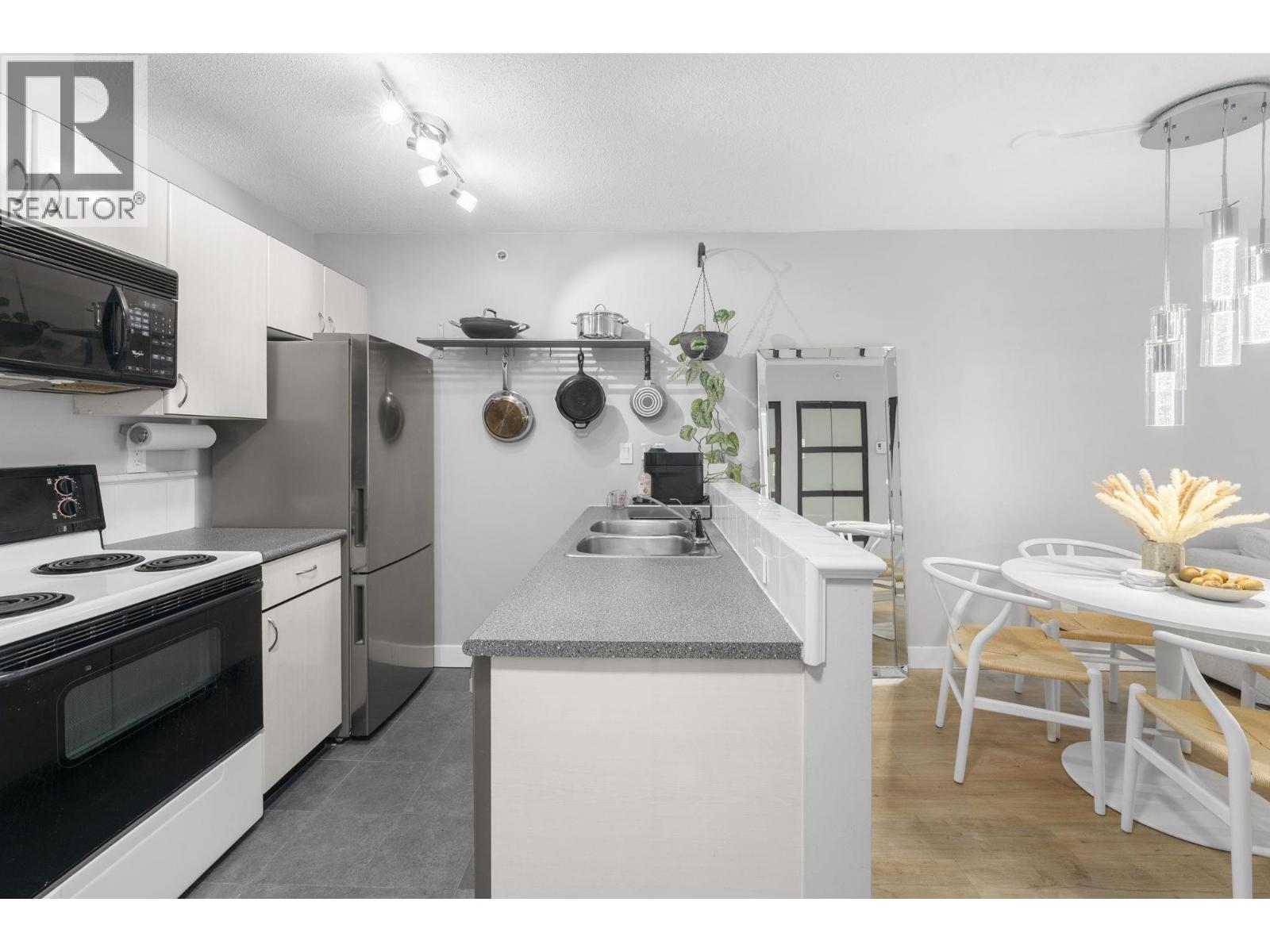 2803 939 Homer Street, Vancouver, British Columbia  V6B 2W6 - Photo 4 - R3105452